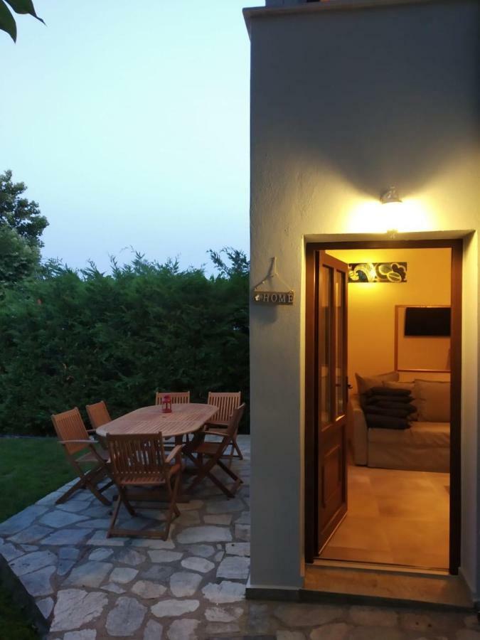 Isabel Artemis Apartment Chorefton Exterior foto